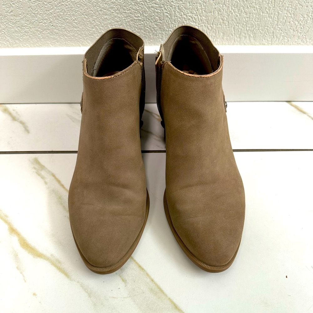 Simply Vera Vera Wang Women's Ankle Boots - Size 7.5